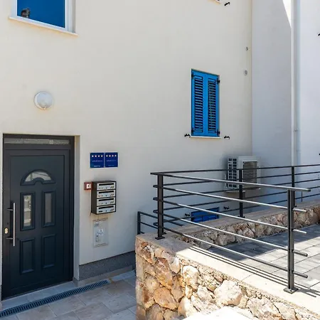 & Sea Apartmán *